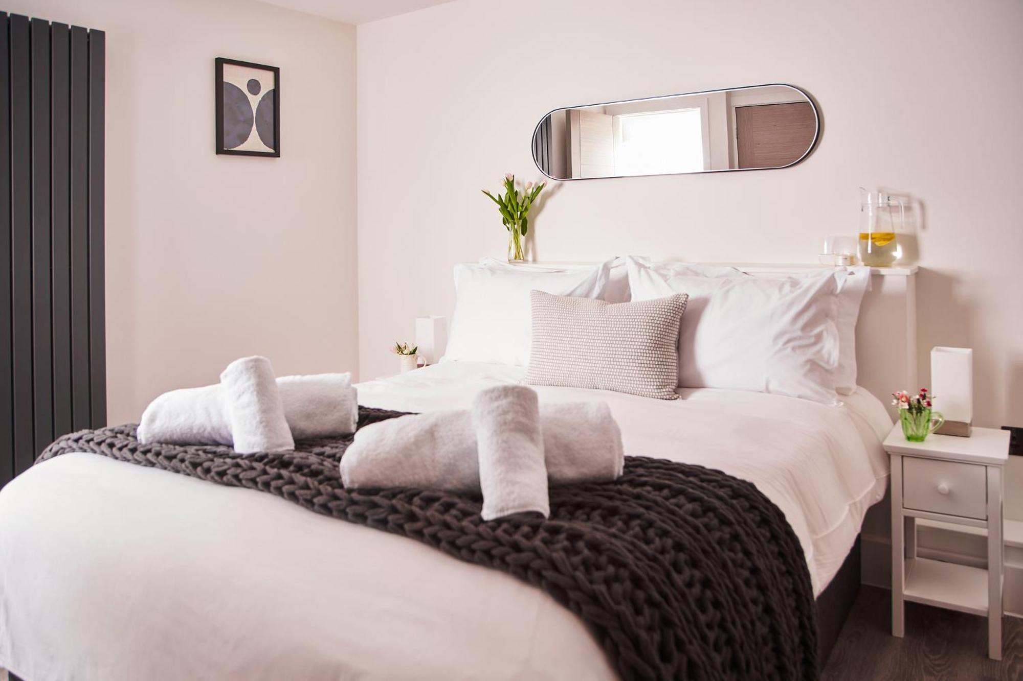 The Moorings - Stylish Duplex Apartment On Torquay Harbourside Extérieur photo